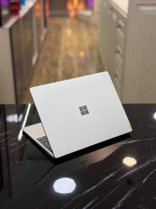 لپ تاپ Surface Laptop Go