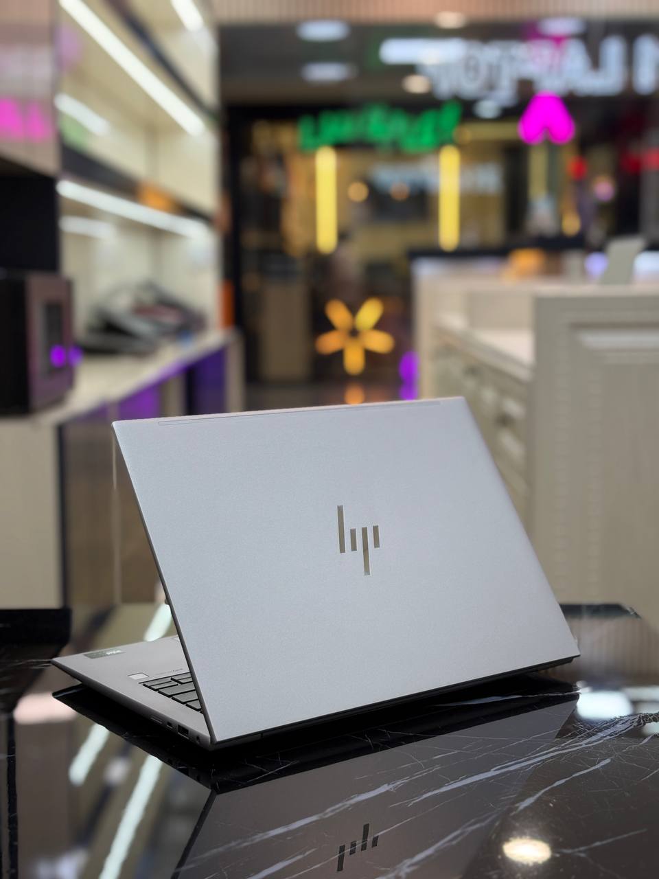 Laptop Hp Zbook Firefly 14 G11
